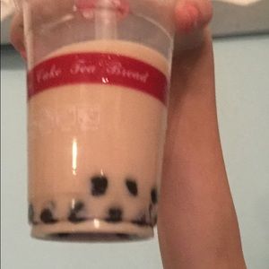 Meet your Posher, Avery